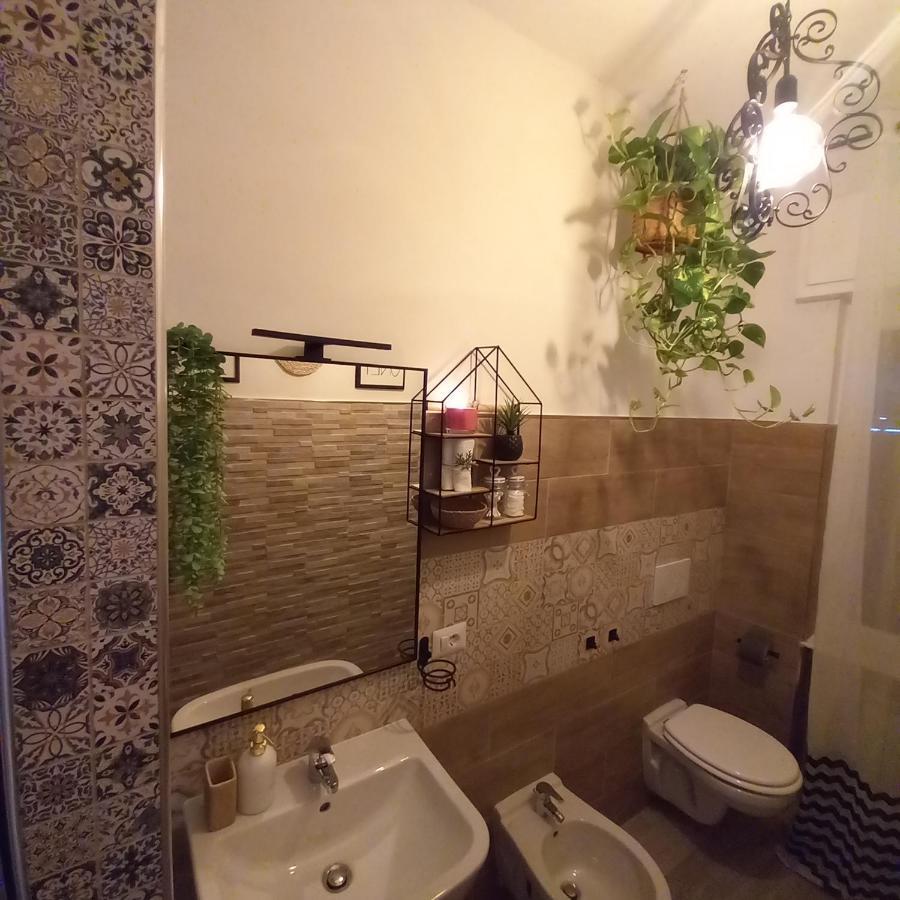 Casa Fiorita 22 Porto Ceresio Apartman Kültér fotó