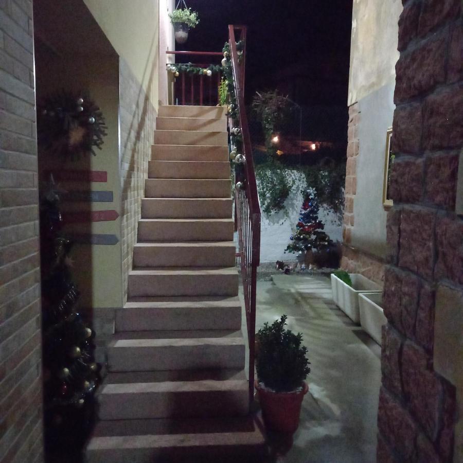 Casa Fiorita 22 Porto Ceresio Apartman Kültér fotó